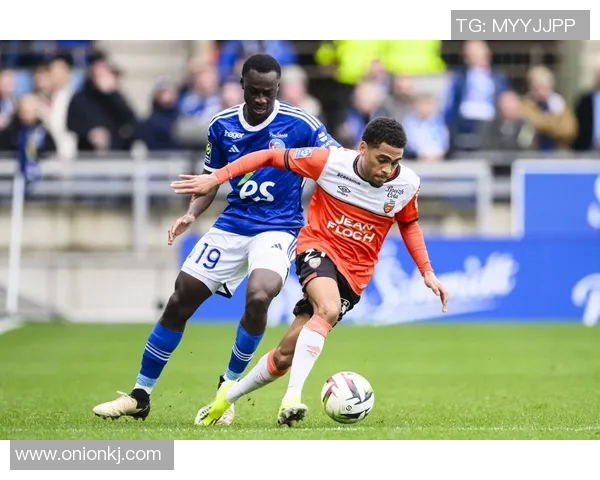 堪萨斯竞技与火焰的激烈对决展现足球魅力与团队精神的巅峰较量