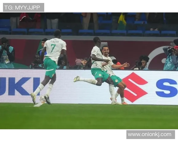 塞尔维亚与尼日利亚的激烈对决揭示足球战术与团队合作的重要性