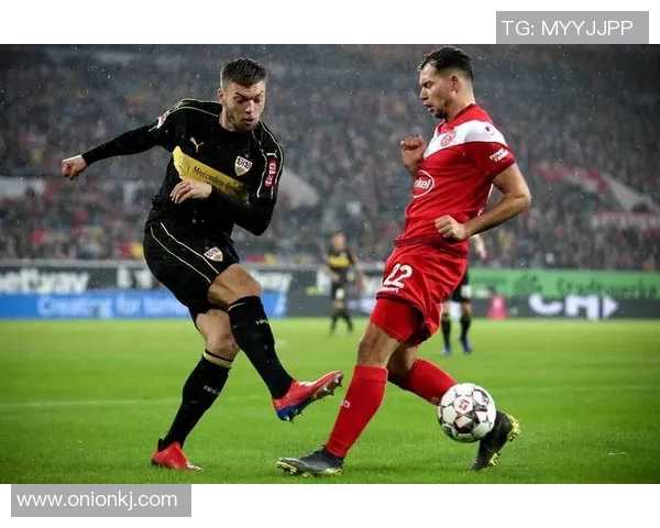 波鸿与汉堡对战历史回顾及两队发展演变分析 波鸿与汉堡对战历史回顾及两队发展演变分析