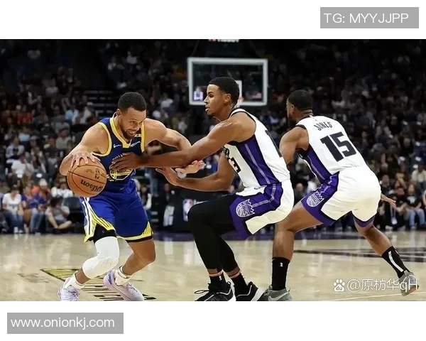 勇士队在主场以122比103战胜国王队展现强大实力和团队默契