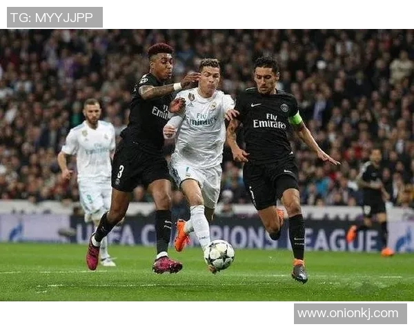 拜仁慕尼黑与皇马对决胜负分析及历史交锋回顾 拜仁慕尼黑与皇马对决胜负分析及历史交锋回顾