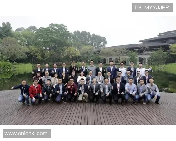 专访张伟:深入探讨英雄联盟成功背后的秘密与未来发展方向 专访张伟:深入探讨英雄联盟成功背后的秘密与未来发展方向