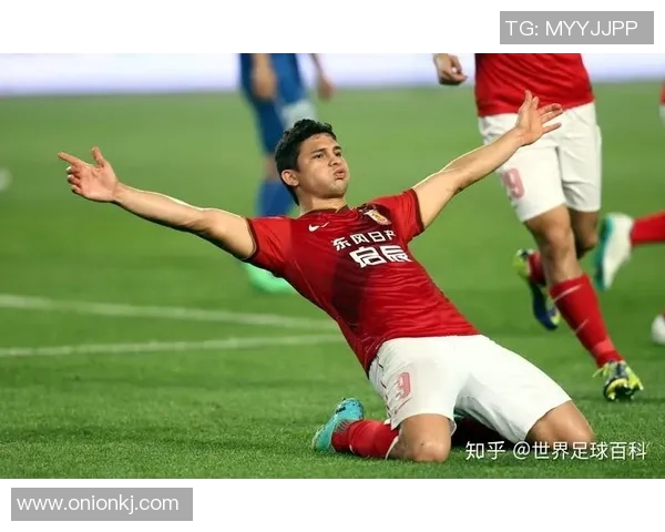 恒大与富力精彩对决回放分析全场比赛亮点与精彩瞬间回顾 恒大与富力精彩对决回放分析全场比赛亮点与精彩瞬间回顾