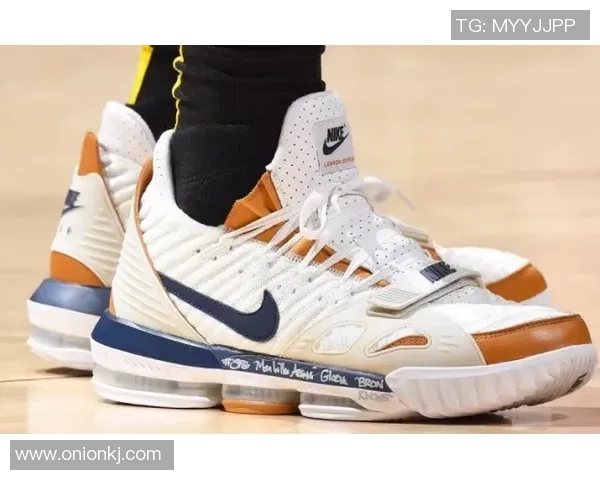 欧文新鞋发布会踩踏耐克Logo引发热议真正艺术无须标签的深刻思考